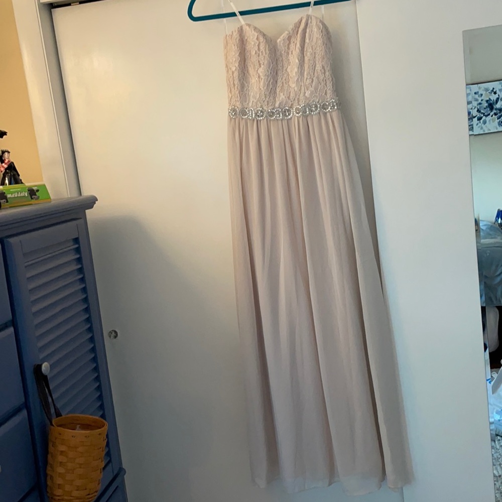 Woman’s evening gown/Prom dress